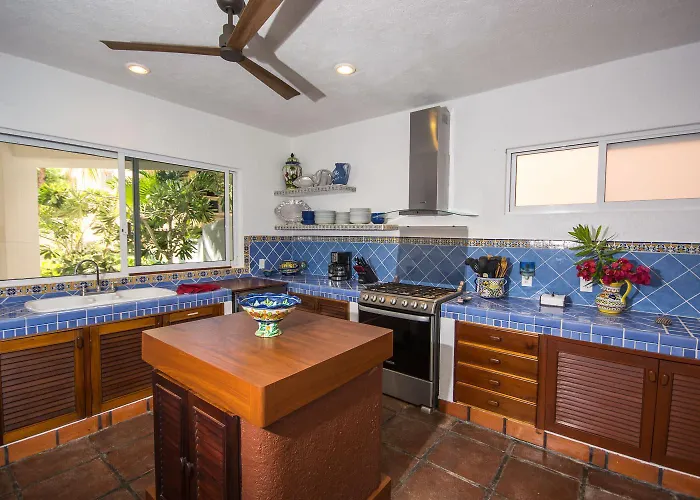 Beachfront With Private Staff In Gated Community Akumal