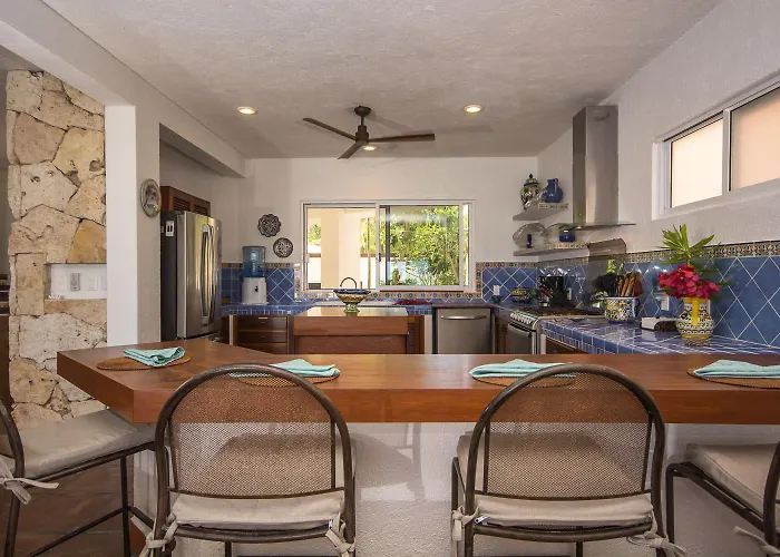 Beachfront With Private Staff In Gated Community *
